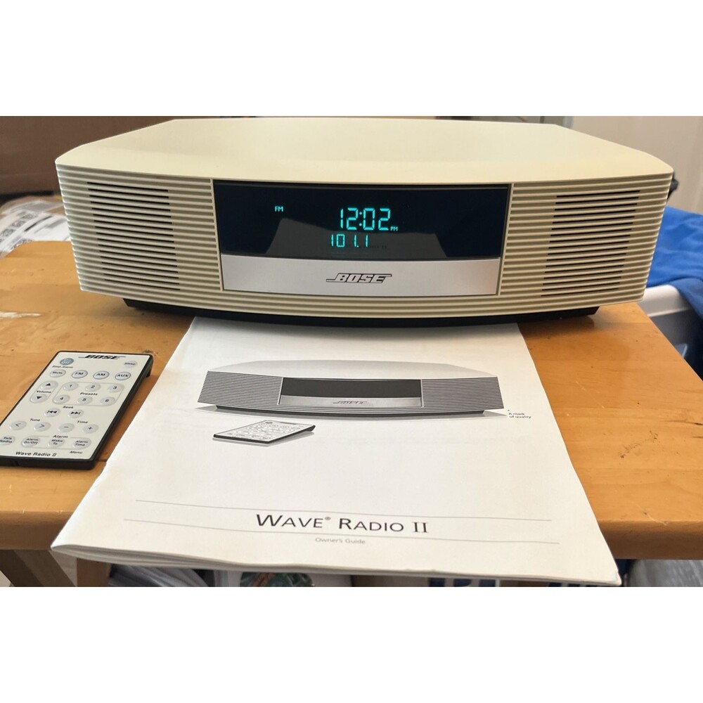 Bose Wave Radio II AM/FM Stereo Off White Clock Radio w Remote Manual Very Clean